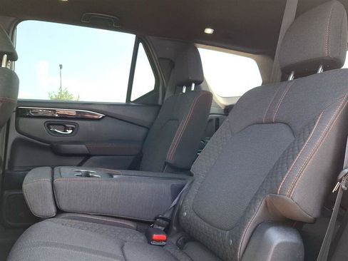 Used 2023 Honda Pilot Sport image 17