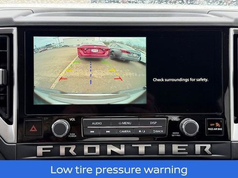 Certified 2025 Nissan Frontier SV image 30