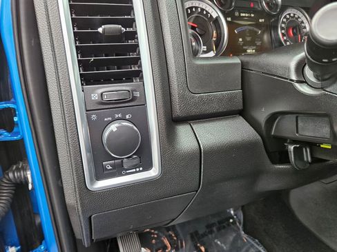 Used 2024 RAM 1500 Warlock AWD/4WD image 23