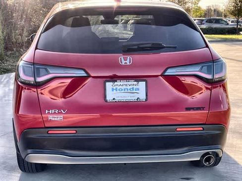 Used 2024 Honda HR-V Sport image 6