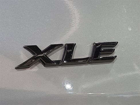 Certified 2025 Toyota Sienna XSE image 14