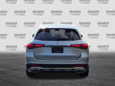 Used 2024 Mercedes-Benz GLC 300 4MATIC image 9