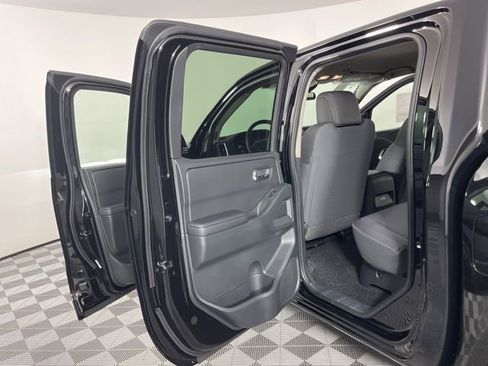 New 2026 Nissan Frontier SV w/ Tow Package image 39