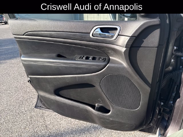 Used 2020 Jeep Grand Cherokee Laredo w/ Laredo X Package AWD/4WD image 25