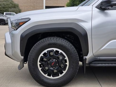 Used 2025 Toyota 4Runner TRD Off-Road Premium w/ Tow Technology Package AWD/4WD image 6