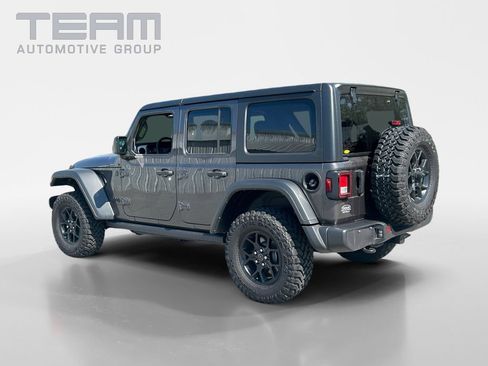 Used 2025 Jeep Wrangler Unlimited Sport AWD/4WD image 5