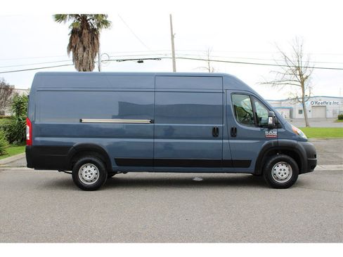 Used 2022 RAM ProMaster 3500 w/ Fleet Safety Group (AWQ) image 4