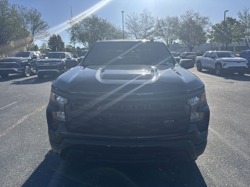 Certified 2024 Chevrolet Silverado 1500 Custom image 3