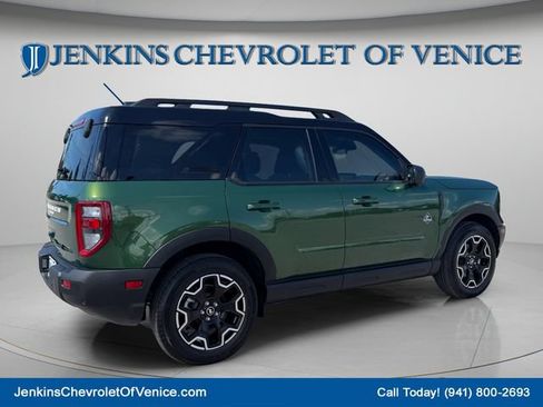 Used 2025 Ford Bronco Sport Outer Banks w/ Outer Banks Tech Package+ AWD/4WD image 3