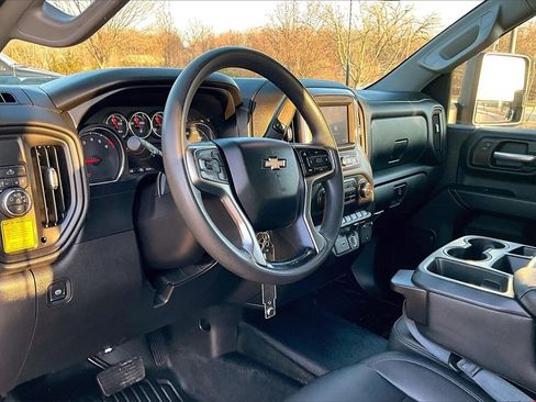 Used 2021 Chevrolet Silverado 2500 W/T w/ WT Convenience Package image 10