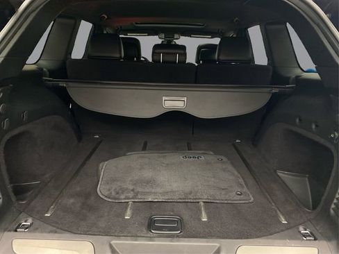 Used 2015 Jeep Grand Cherokee Limited w/ Trailer Tow Group IV AWD/4WD image 14