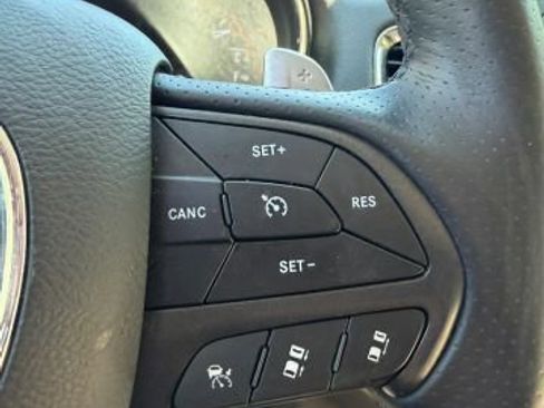 Used 2018 Dodge Durango GT w/ Technology Group AWD/4WD image 19