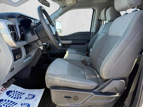 Used 2025 Ford F250 XLT image 10