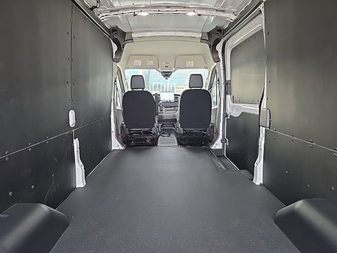 New 2026 Ford Transit 250 148 Medium Roof w/ Load Area Protection Package image 10