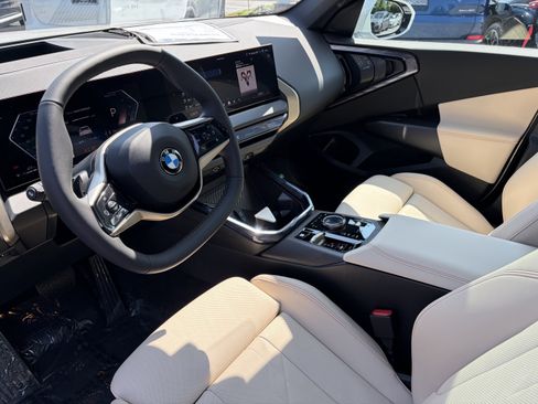 Certified 2025 BMW X3 xDrive30i AWD/4WD image 11