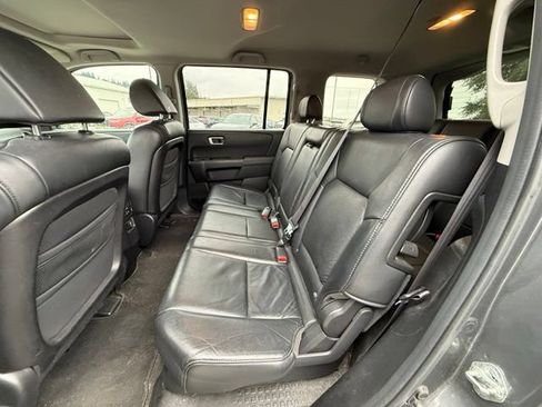Used 2010 Honda Pilot EX-L image 12
