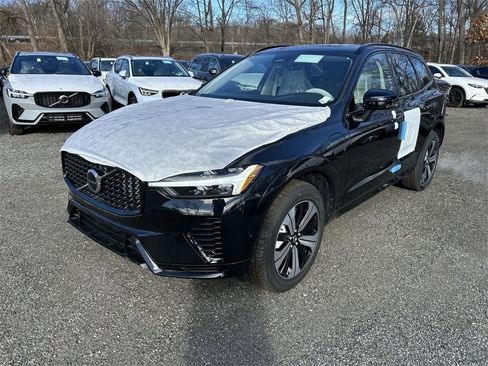 New 2025 Volvo XC60 T8 Plus w/ Climate Package image 7