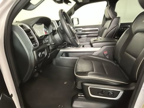 Used 2023 RAM 1500 Laramie AWD/4WD image 11