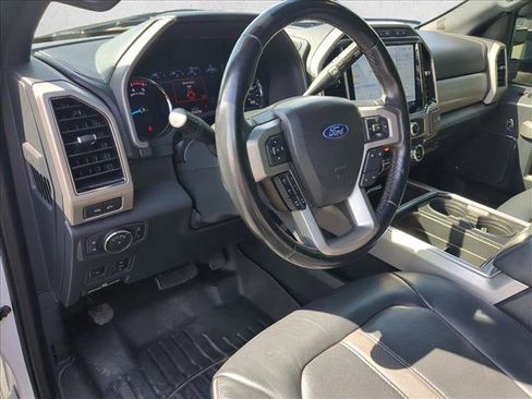 Used 2022 Ford F250 Platinum image 10