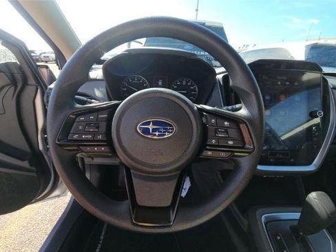 Used 2025 Subaru Crosstrek 2.0i Premium image 7