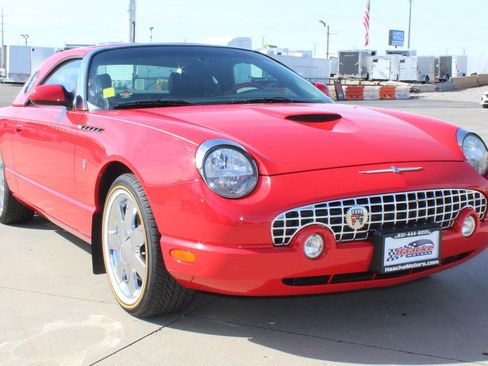 Used 2002 Ford Thunderbird RWD image 27