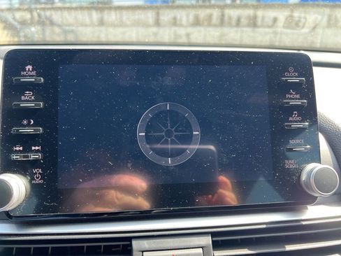 Used 2022 Honda Accord Sport image 9