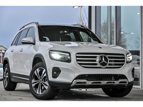 New 2026 Mercedes-Benz GLB 250 4MATIC image 1
