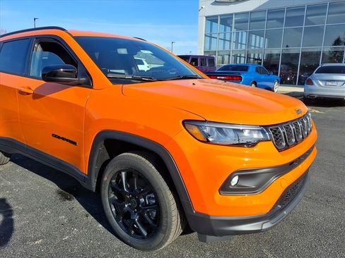 New 2026 Jeep Compass Latitude image 7