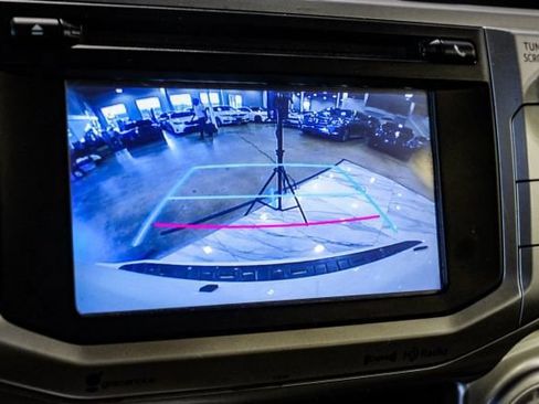 Used 2017 Toyota 4Runner SR5 RWD image 29