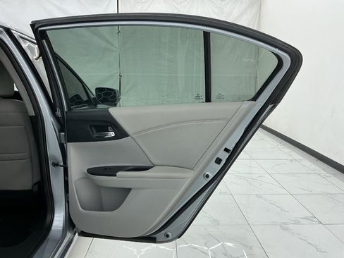 Used 2016 Honda Accord EX-L image 25