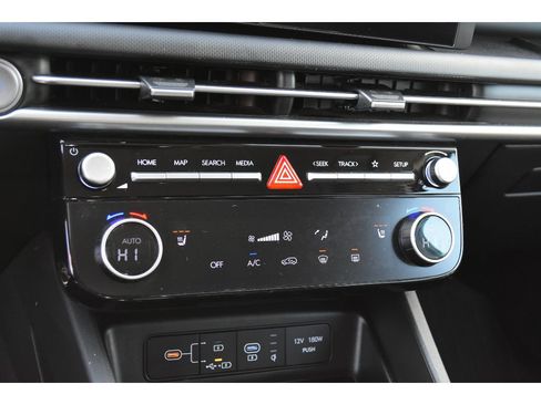 Used 2025 Hyundai Tucson SEL image 23