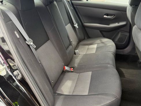 Used 2021 Nissan Sentra SV FWD image 12