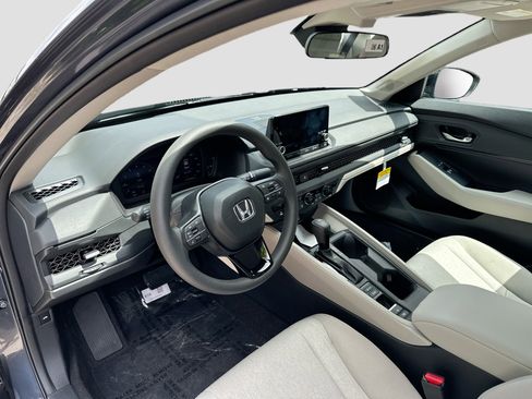 New 2025 Honda Accord SE image 7