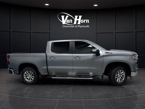 New 2026 Chevrolet Silverado 1500 LT image 2