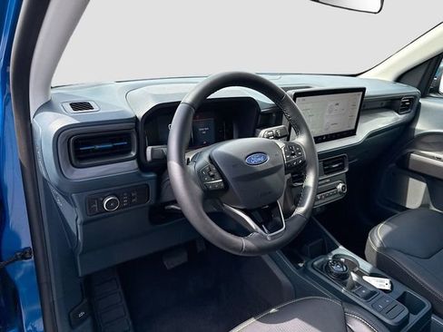 Used 2025 Ford Maverick Lobo AWD/4WD image 14
