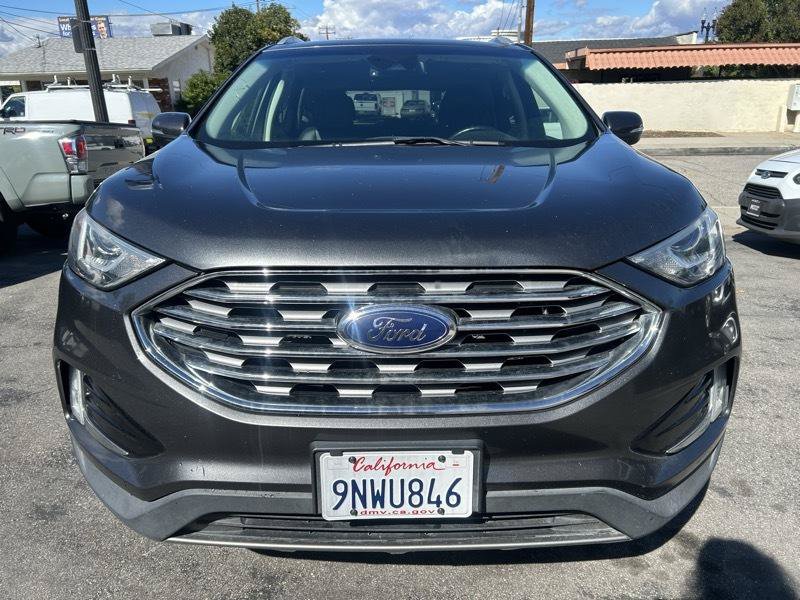 Used 2019 Ford Edge Titanium w/ Cargo Accessory Package FWD image 2
