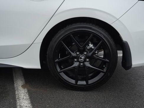 Used 2025 Honda Civic Sport image 39