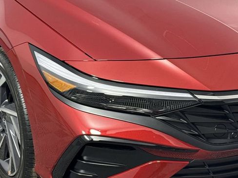 New 2026 Hyundai Elantra Limited FWD image 36