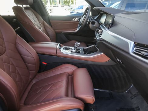 Used 2023 BMW X5 sDrive40i w/ Executive Package image 13