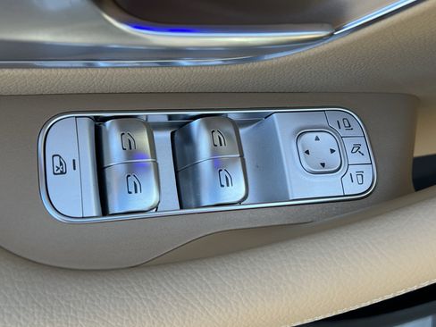 New 2026 Mercedes-Benz GLS 450 450 image 14