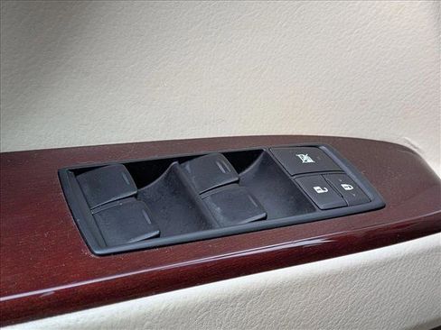 Used 2015 Lexus GX 460 image 4