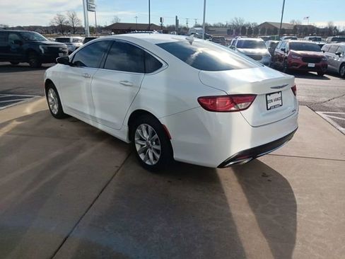 Used 2016 Chrysler 200 C image 5