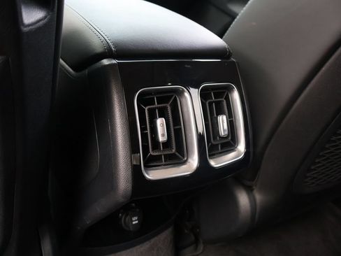 Certified 2025 Kia Sorento SX AWD/4WD image 14