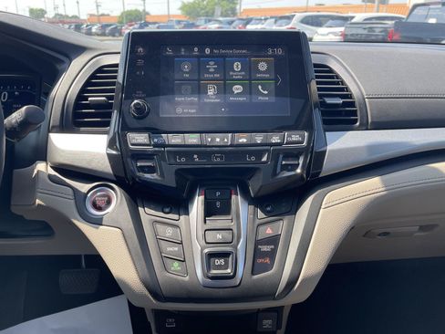 Used 2024 Honda Odyssey EX-L image 9