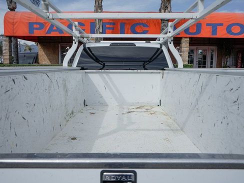 Used 2022 Ford F350 XLT image 10