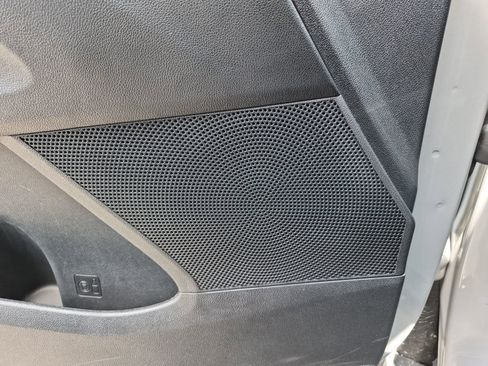 Used 2025 Kia Sorento S FWD image 22