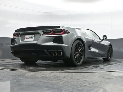 Used 2023 Chevrolet Corvette Stingray Premium Conv w/ Z51 Performance Package image 35