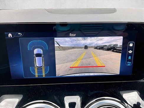 Used 2025 Mercedes-Benz GLA 250 image 23