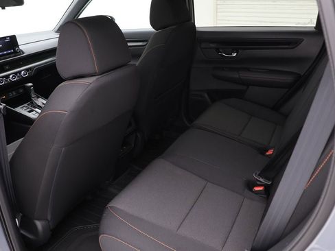 Used 2025 Honda CR-V Sport image 11