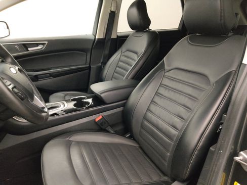 Used 2018 Ford Edge SEL w/ Equipment Group 201A AWD/4WD image 17